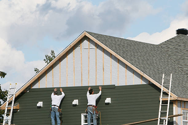 Professional Siding technician working in Milford Center, OH